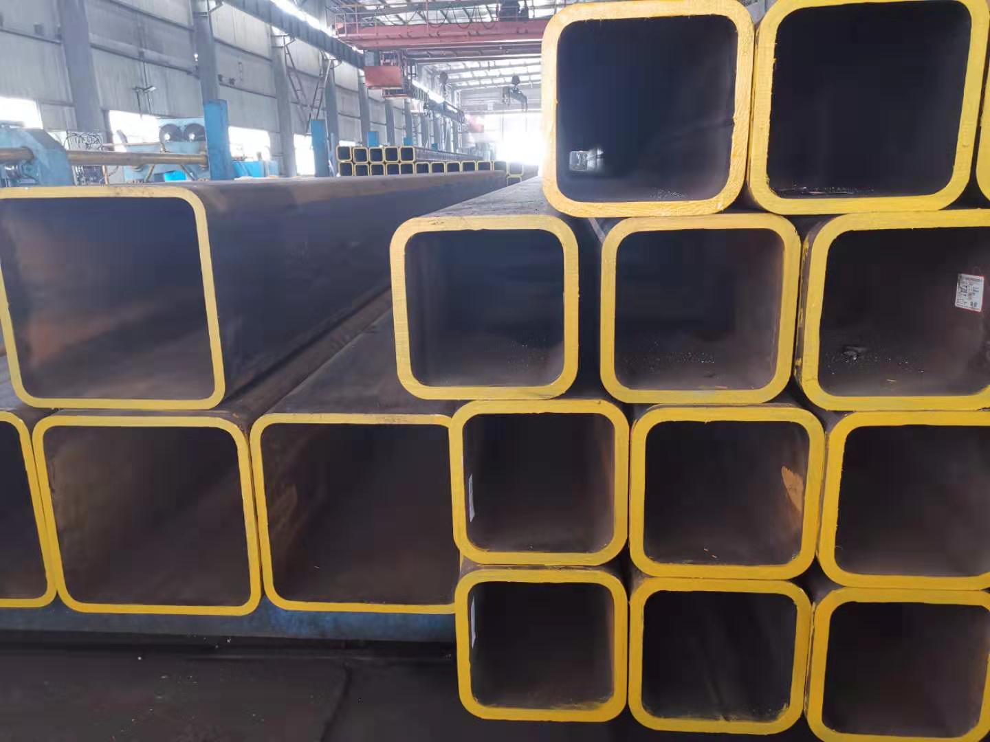 Submerged Arc Welding Square Pipe 1